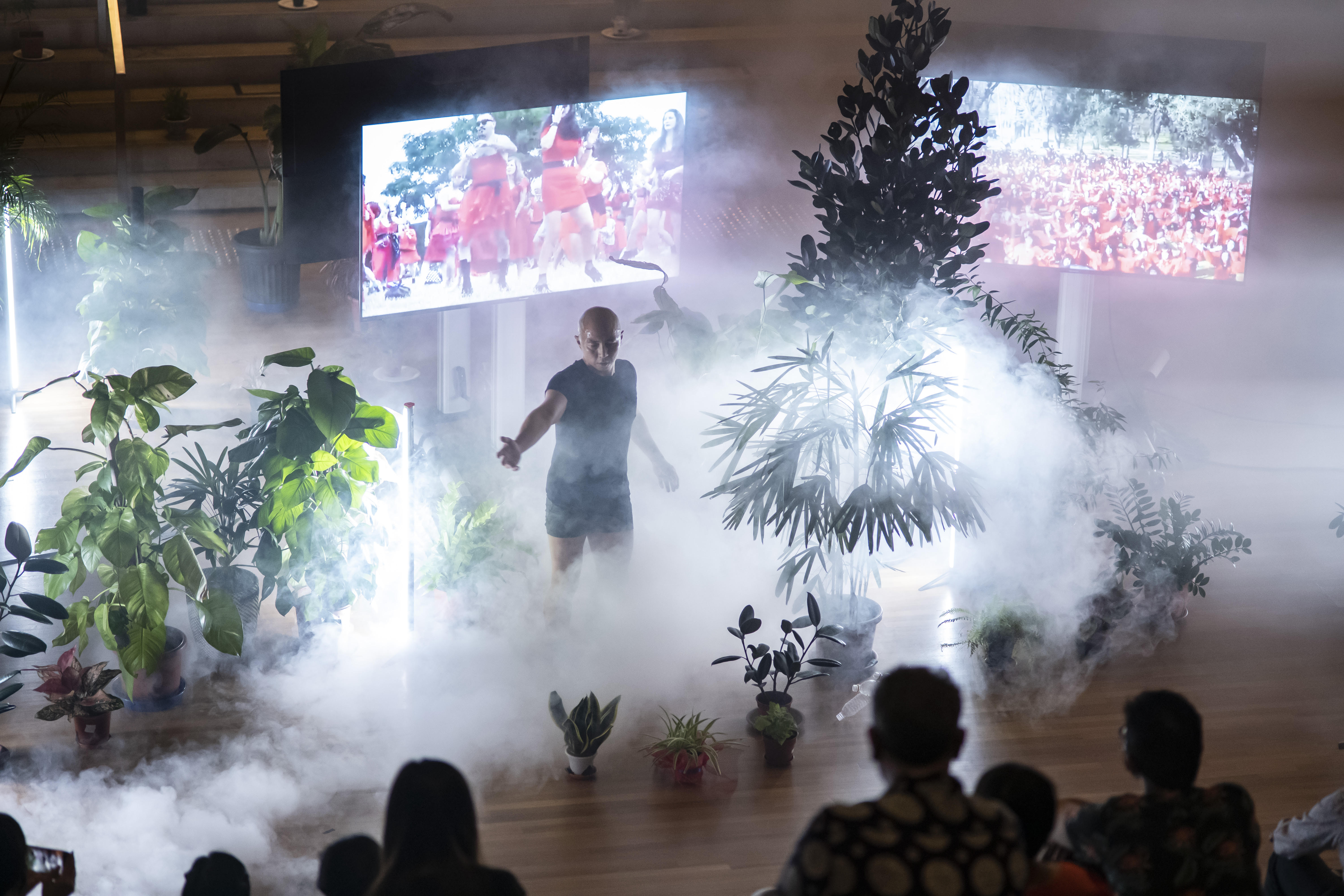 Luke George + Daniel Kok, Hundreds + Thousands, Liveworks Festival Of Experimental Art 2022, Performing Spaces 2021, Photo By Ken Cheong